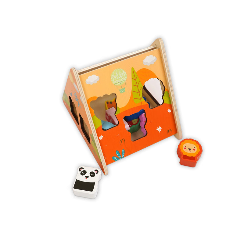 Animal Matching Box – 8-piece wooden set with colorful animal shapes and matching board for toddlers aged 36+ months img2